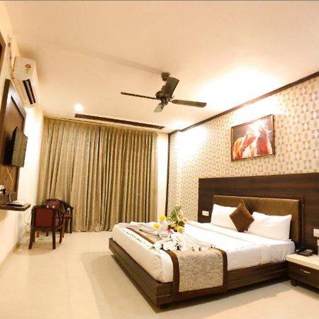 Hotel Badrika Inn Rewa Exteriér fotografie